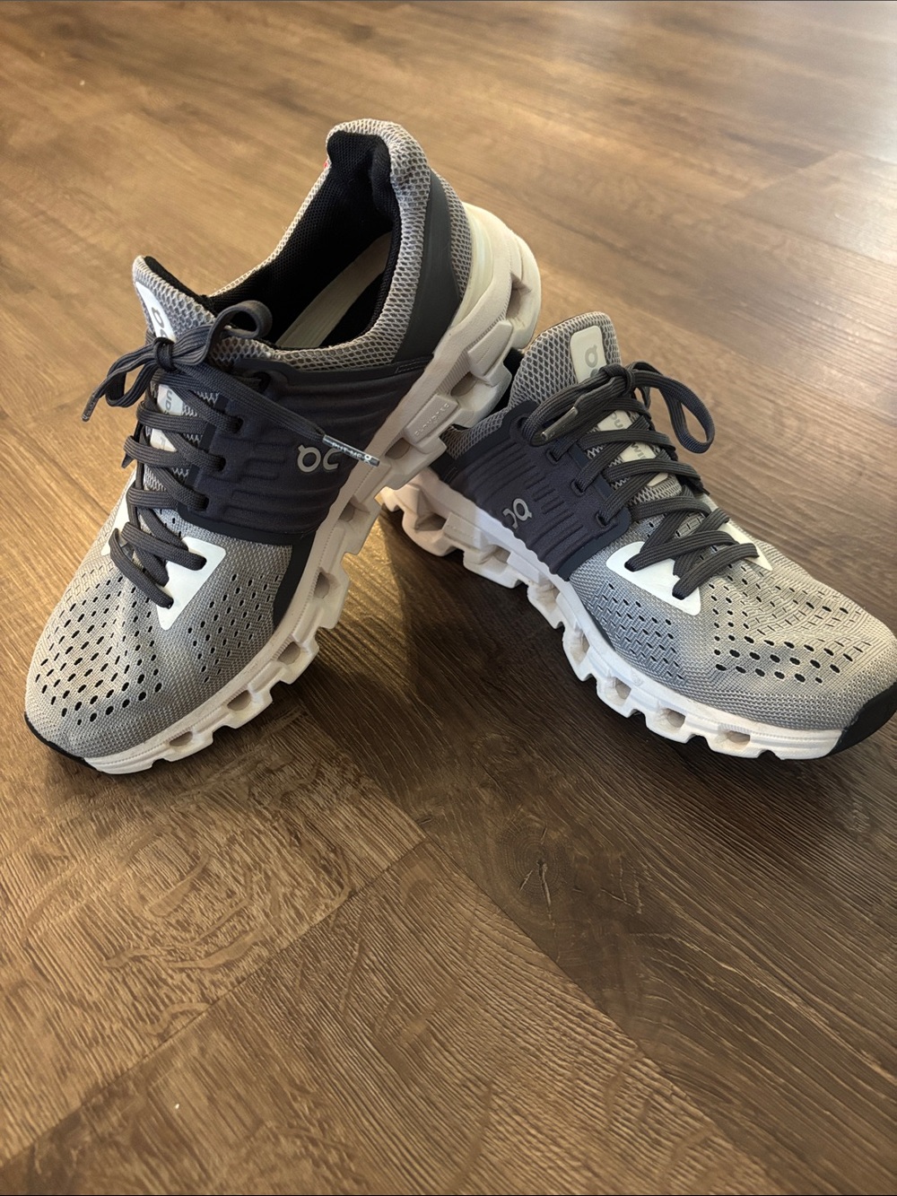 Women's Oncloud Cloudswift Size 7